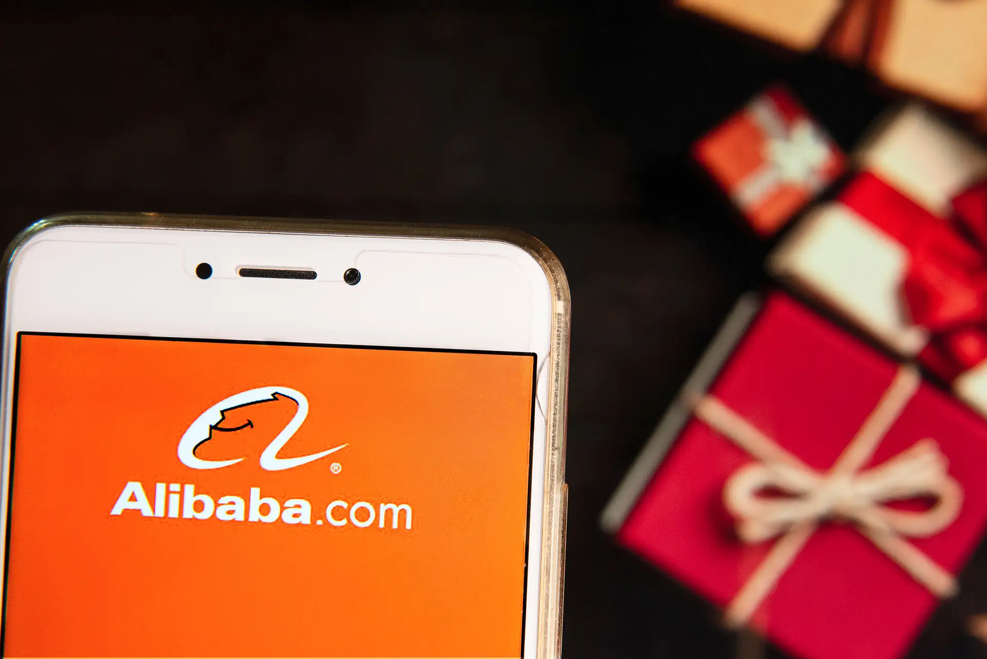 Alibaba muda estratégia e nomeia novo administrador financeiro