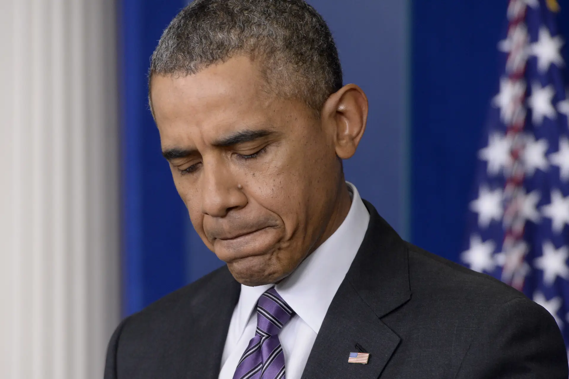 Obama tranquiliza cidadãos após juiz declarar inconstitucional a sua lei do sistema de saúde