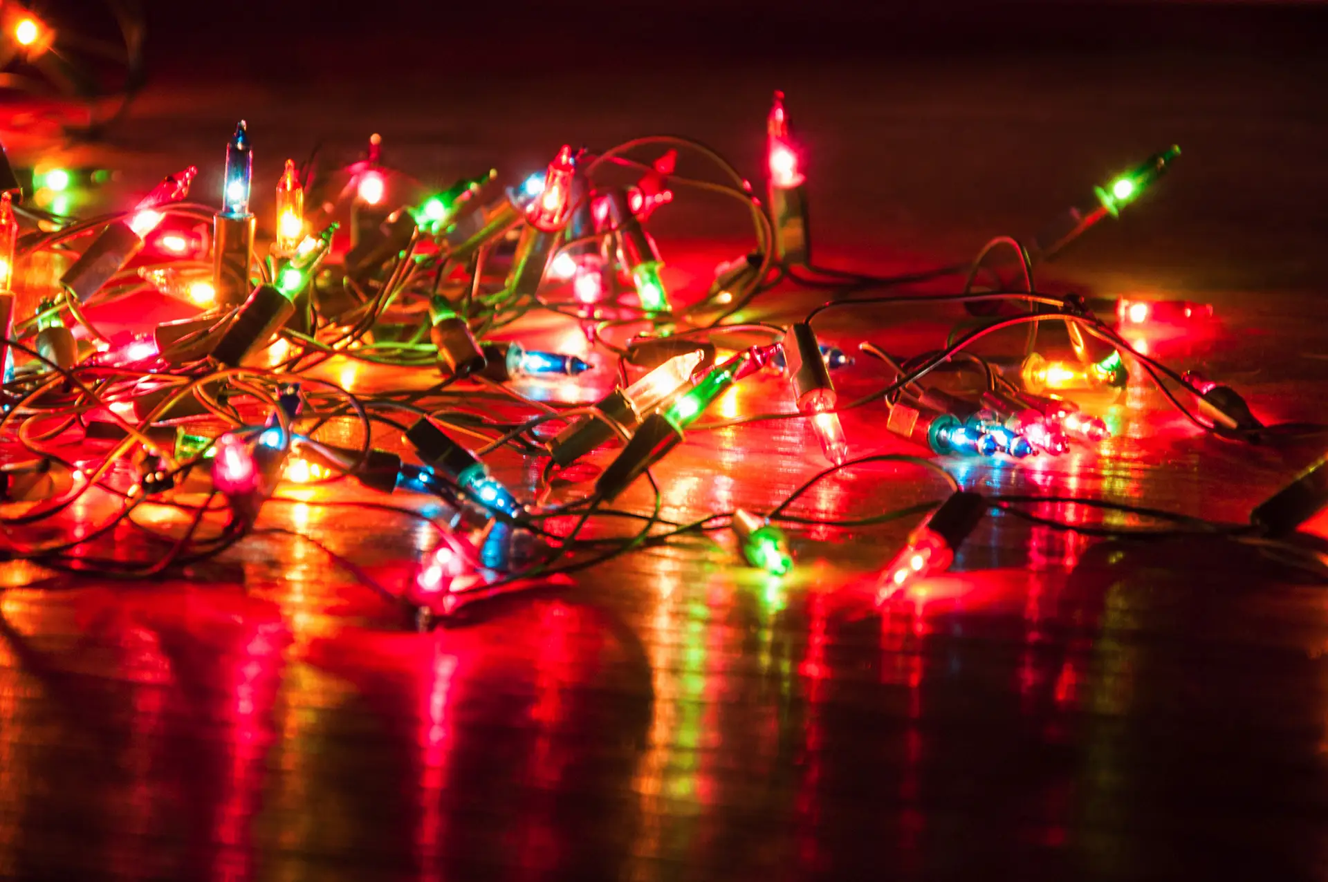 A um ano de autárquicas, Câmaras aumentaram gastos com iluminações de Natal