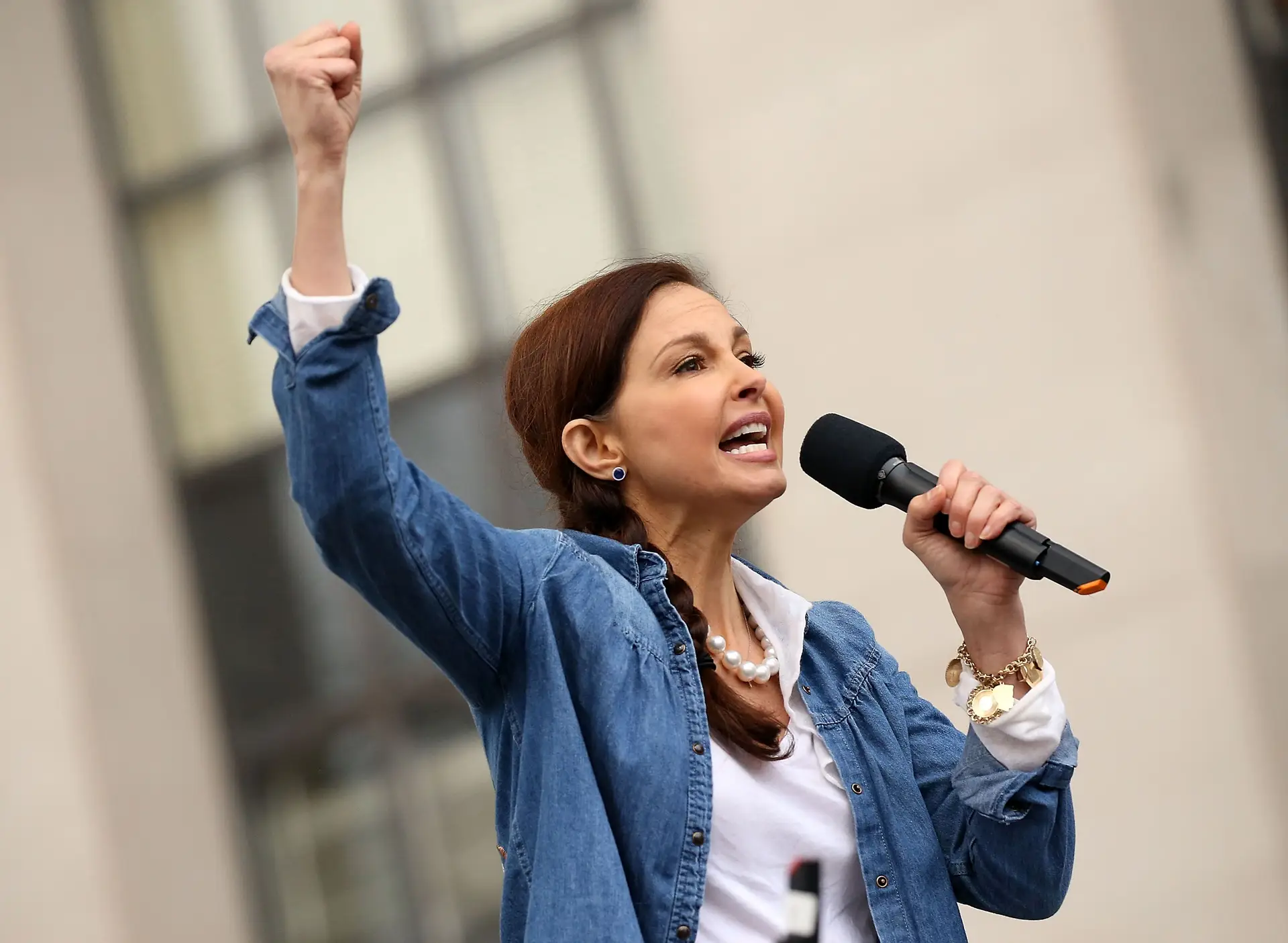 Tribunal rejeita processo da atriz Ashley Judd contra Harvey Weinstein por assédio sexual