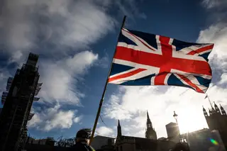 Comida congelada, gel inflamável e água filtrada: o que é preciso para sobreviver ao Brexit?