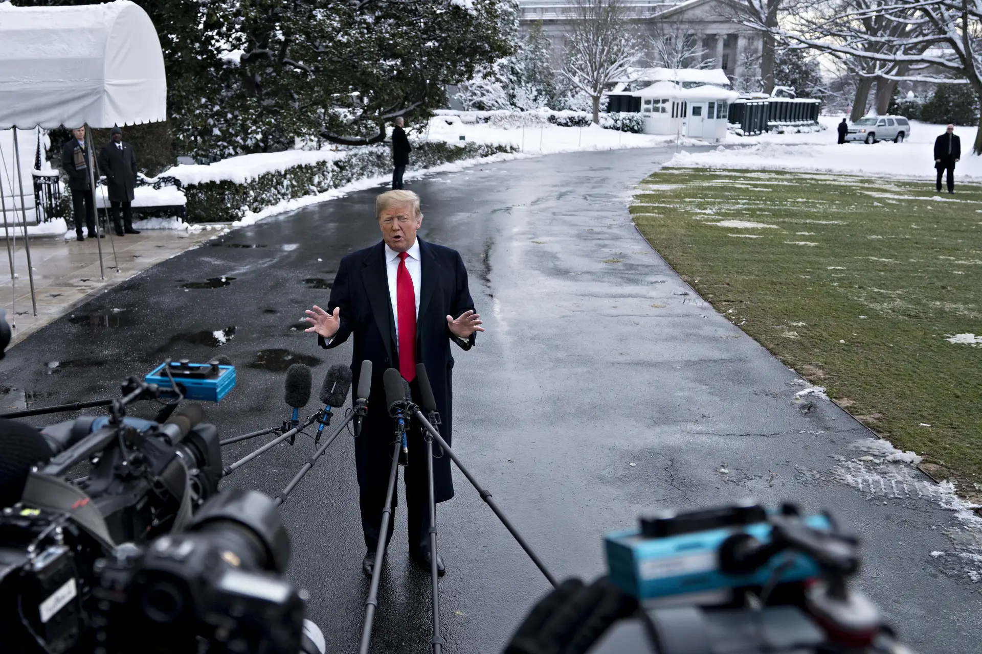 Trump nega ter trabalhado para o governo russo