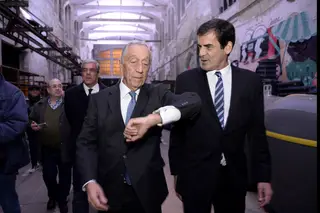 Depois do asfalto, Marcelo foi ao Porto elogiar a reconversão do velho Matadouro Municipal de Campanhã