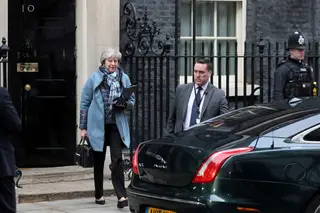 May quer reabrir negociação de acordo para o Brexit