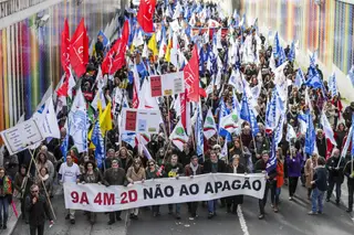 Governo recusa negociar com professores até sindicatos apresentarem contraproposta