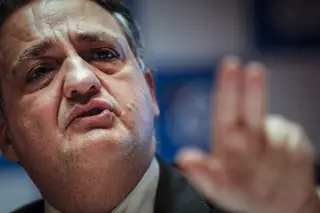 Caixa analisa operações ligadas a Isabel dos Santos