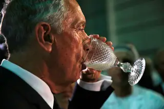 Prós e contras do leite baralham país