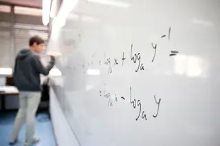 Bloco diz “não excluir nenhum instrumento” parlamentar para ajudar professores