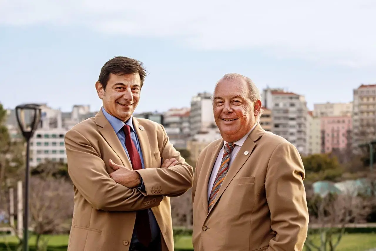 Bahi Khoury e Charles Marinakis, diretor executivo e CEO da Century 21 França, notam a maior procura de Portugal 