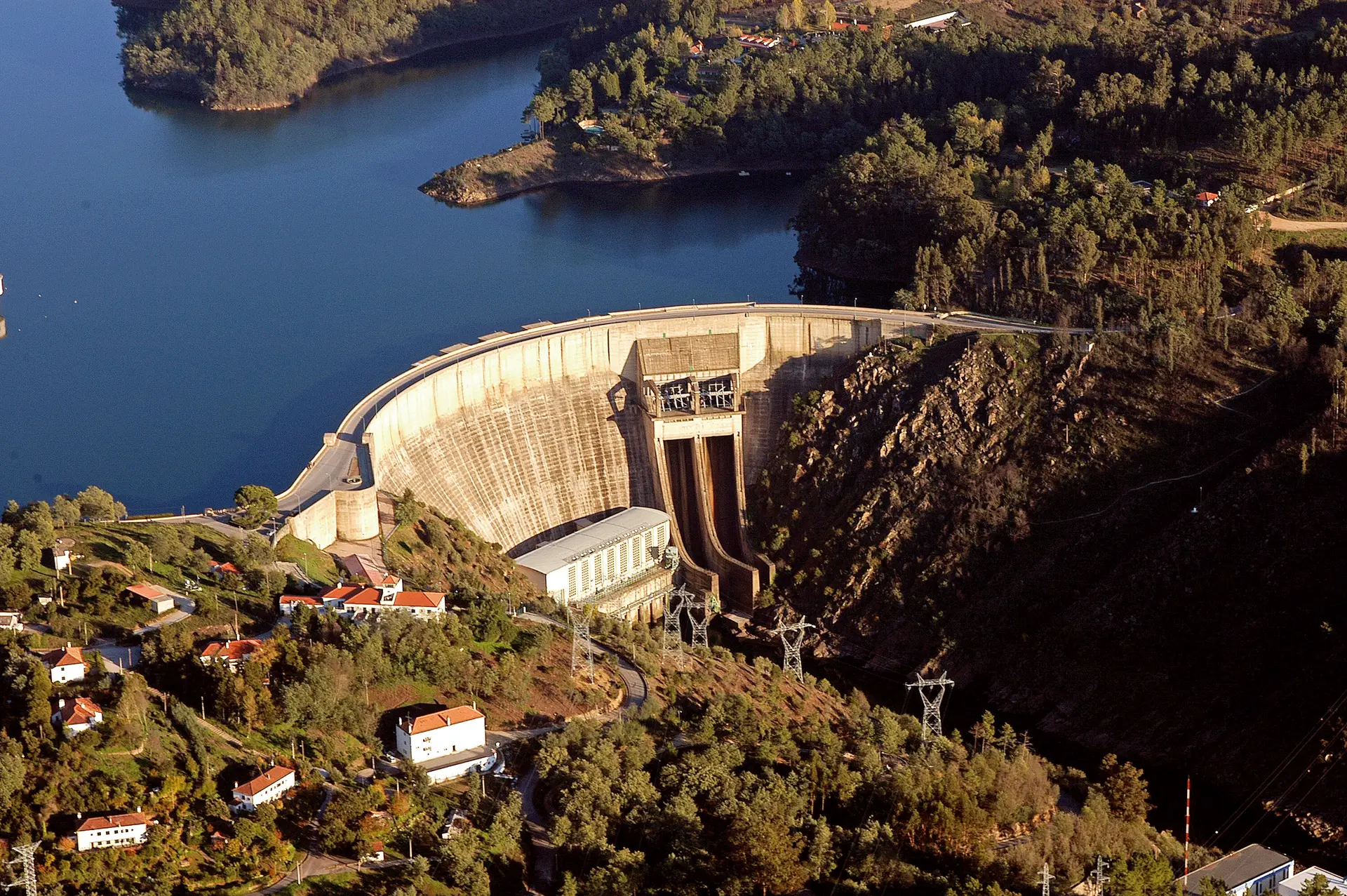 Três quartos da capacidade hídrica da EDP estão em Portugal