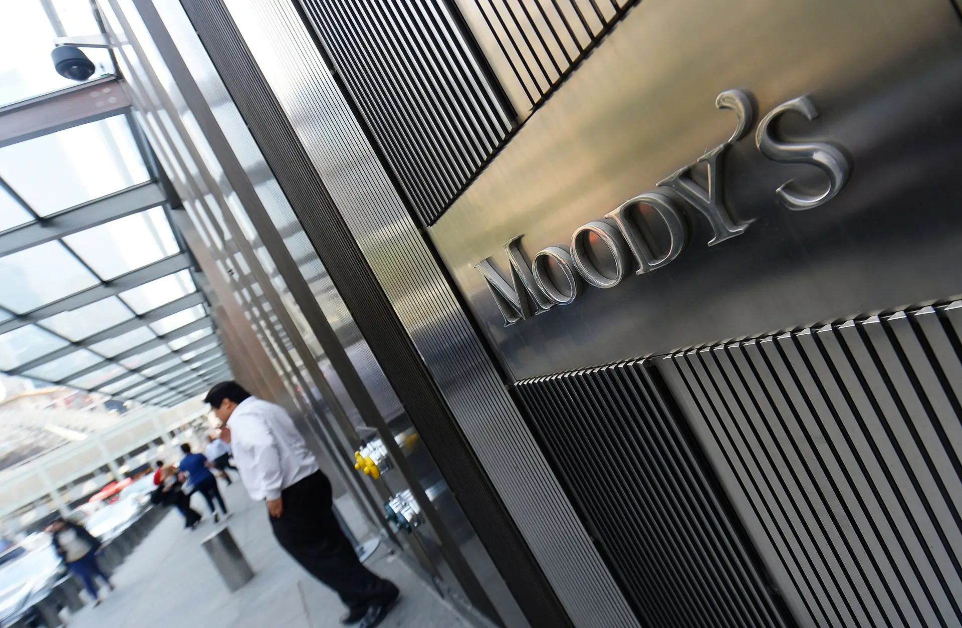 Covid-19: Moody’s põe banca de seis países europeus sob pressão, incluindo Espanha e Itália