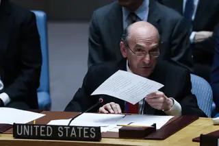 EUA não processam Maduro se este deixar voluntariamente o poder, garante enviado especial à Venezuela