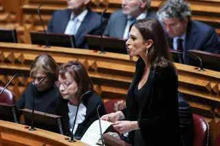 Isabel Moreira e JS de Lisboa condenam declarações do autarca da Azambuja sobre ciganos