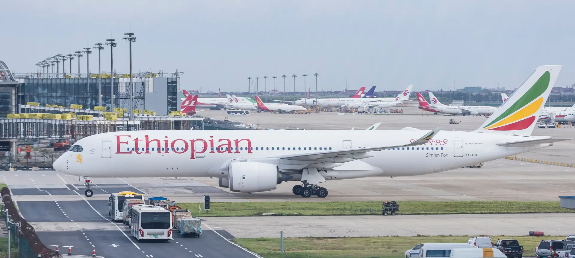 Ethiopian Airlines imobiliza frota Boeing 737 após queda de avião que fez 157 mortos