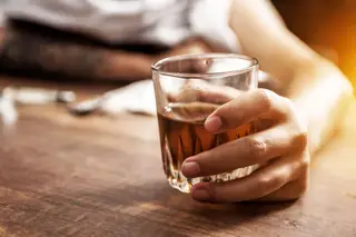 “Estava num estado de degradação. Fui aos Alcoólicos Anónimos para morrer, mas vi que podia parar de beber”
