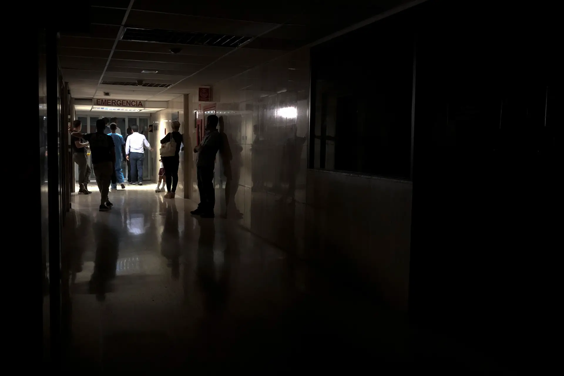 Um hospital às escuras em Caracas