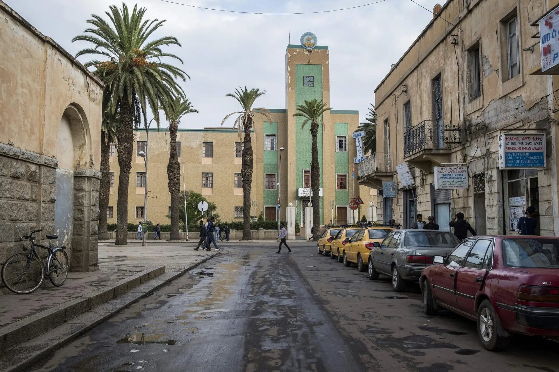 Eritreia. Fundação de defesa dos direitos humanos acusa UE de financiar esquema de trabalho forçado