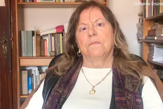 “O poeta muitas vezes tem razão antes do tempo”