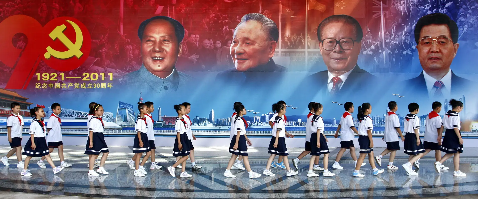 China promete enviar mais de 10 milhões de estudantes para “zonas rurais” até 2022