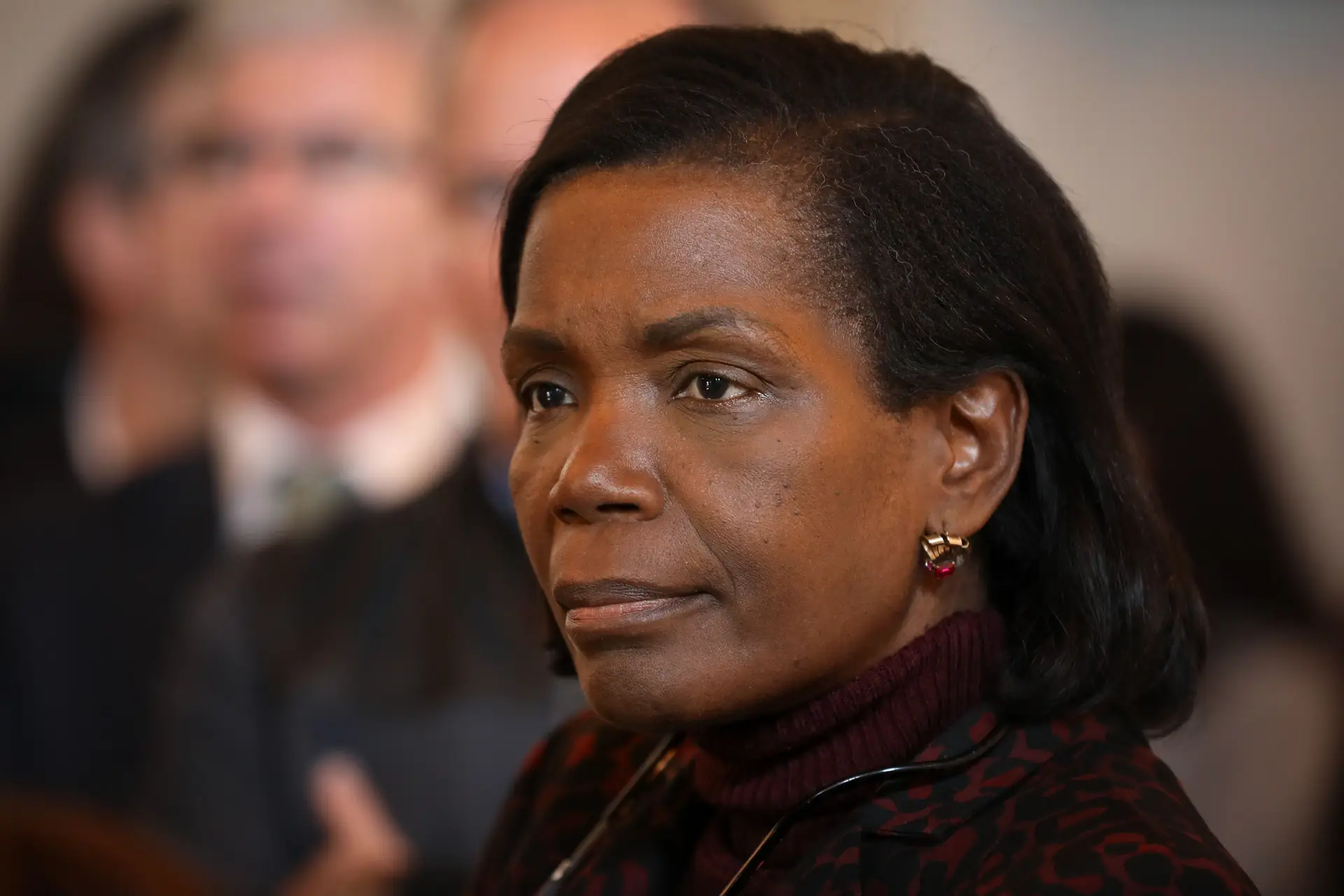 Ministra da Justiça garantiu aos procuradores que vão ganhar o mesmo que os juízes