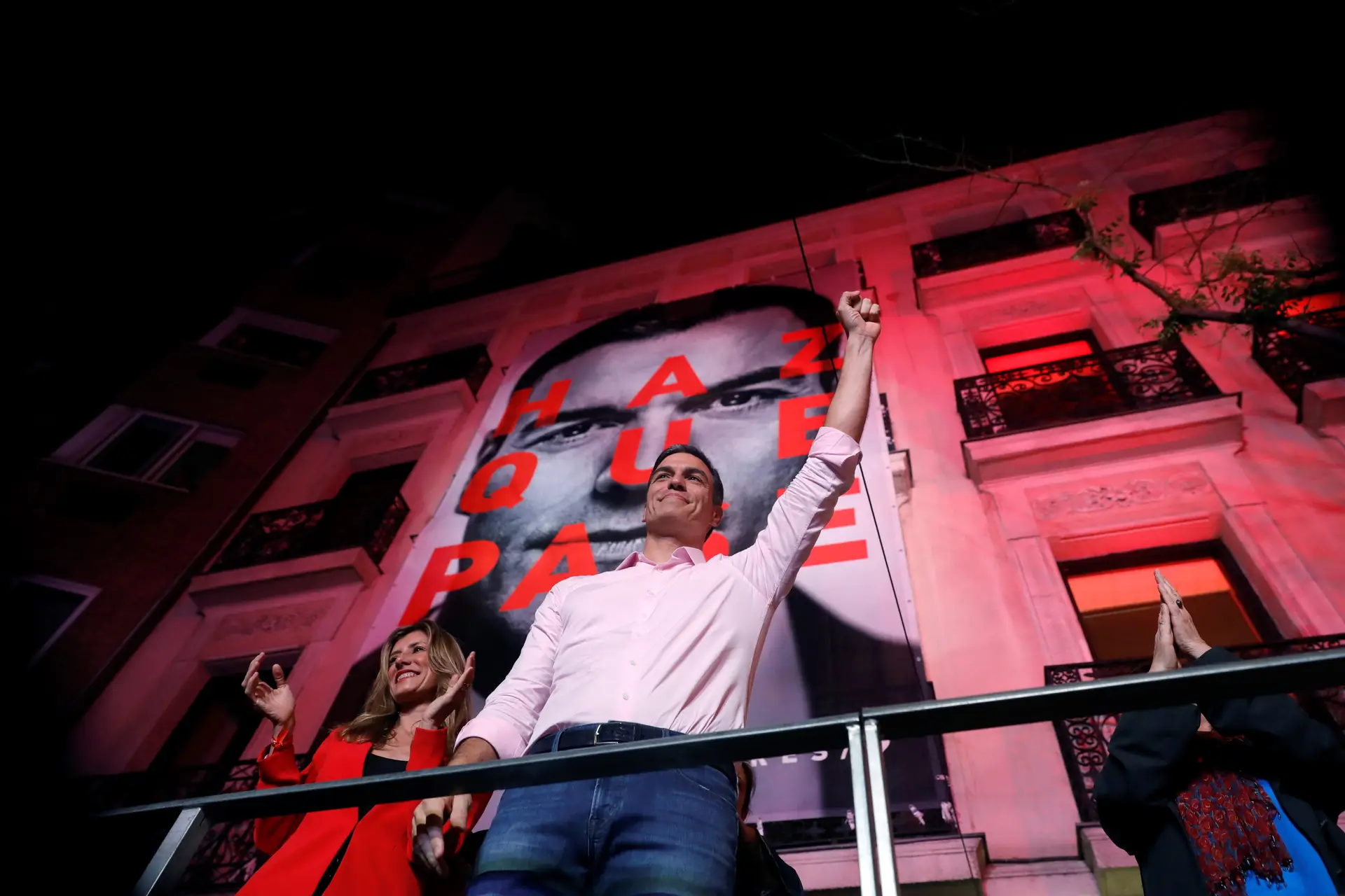 PSOE prefere governar a sós e negociar medida a medida