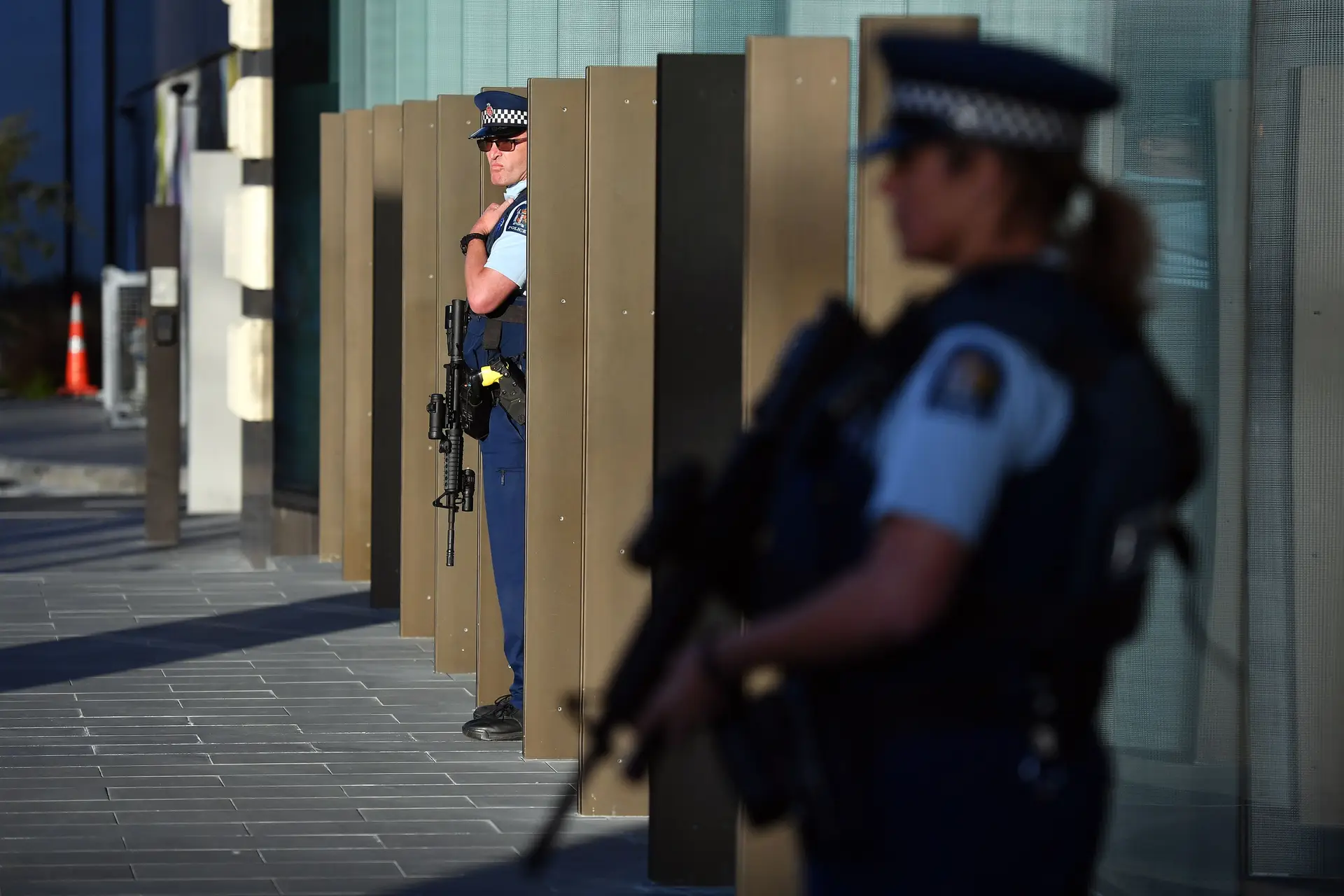 Detido indivíduo em Christchurch após polícia encontrar explosivos e munições numa propriedade