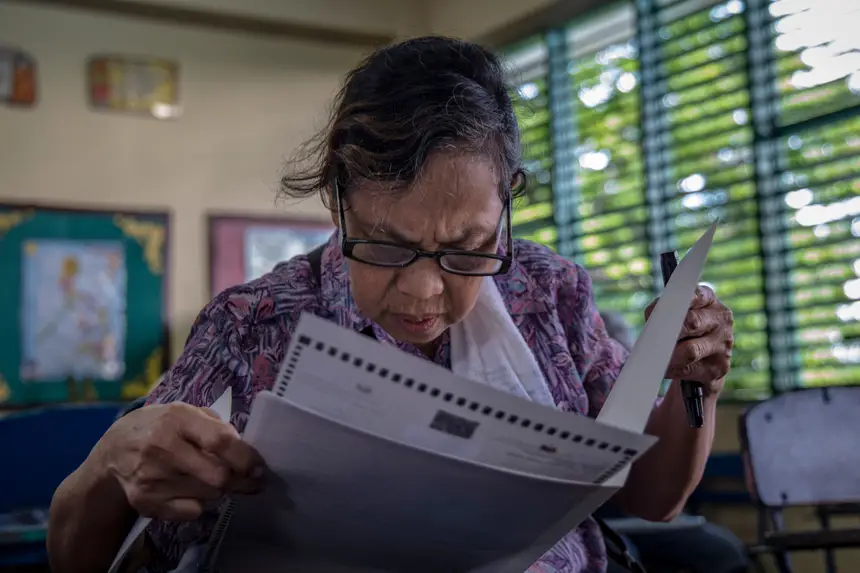 Filipinas votam em eleições intercalares que deverão reforçar poder do