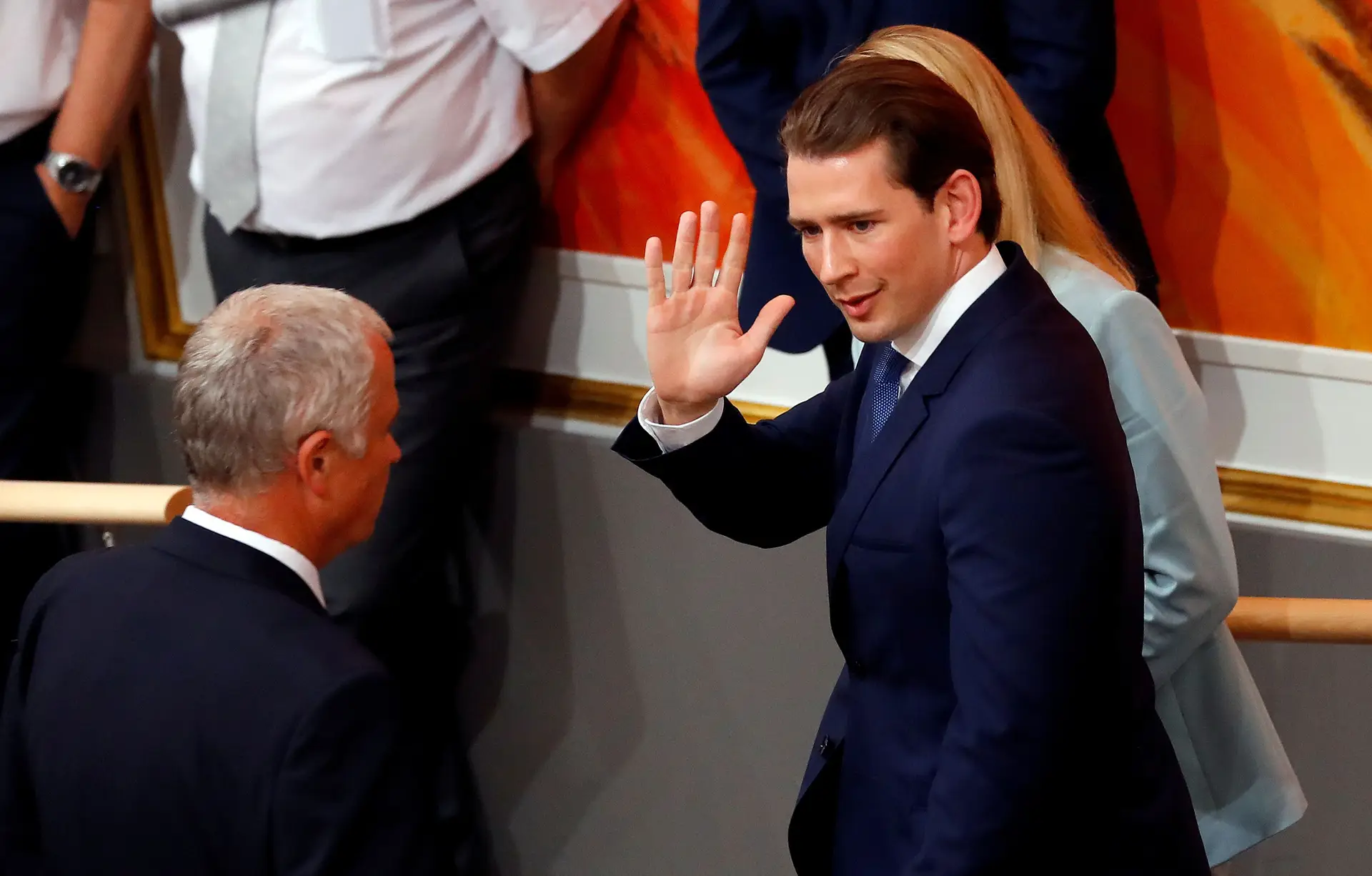 Moção de censura na Áustria “reforça” Sebastian Kurz, defende analista