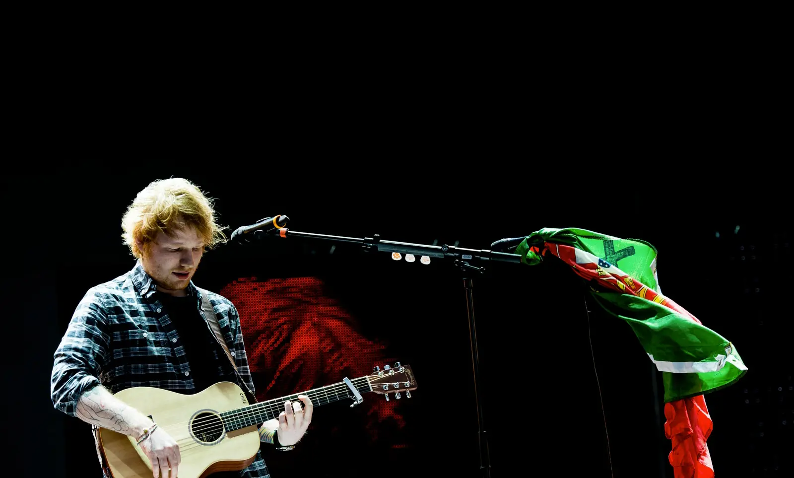 Ed Sheeran à beira de bater recorde em Portugal