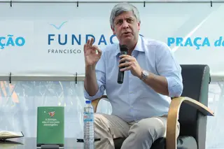 Mário Centeno: Digitalização “facilita a rapidez dos negócios” mas leva a papel “mais exigente e reforçado” na supervisão