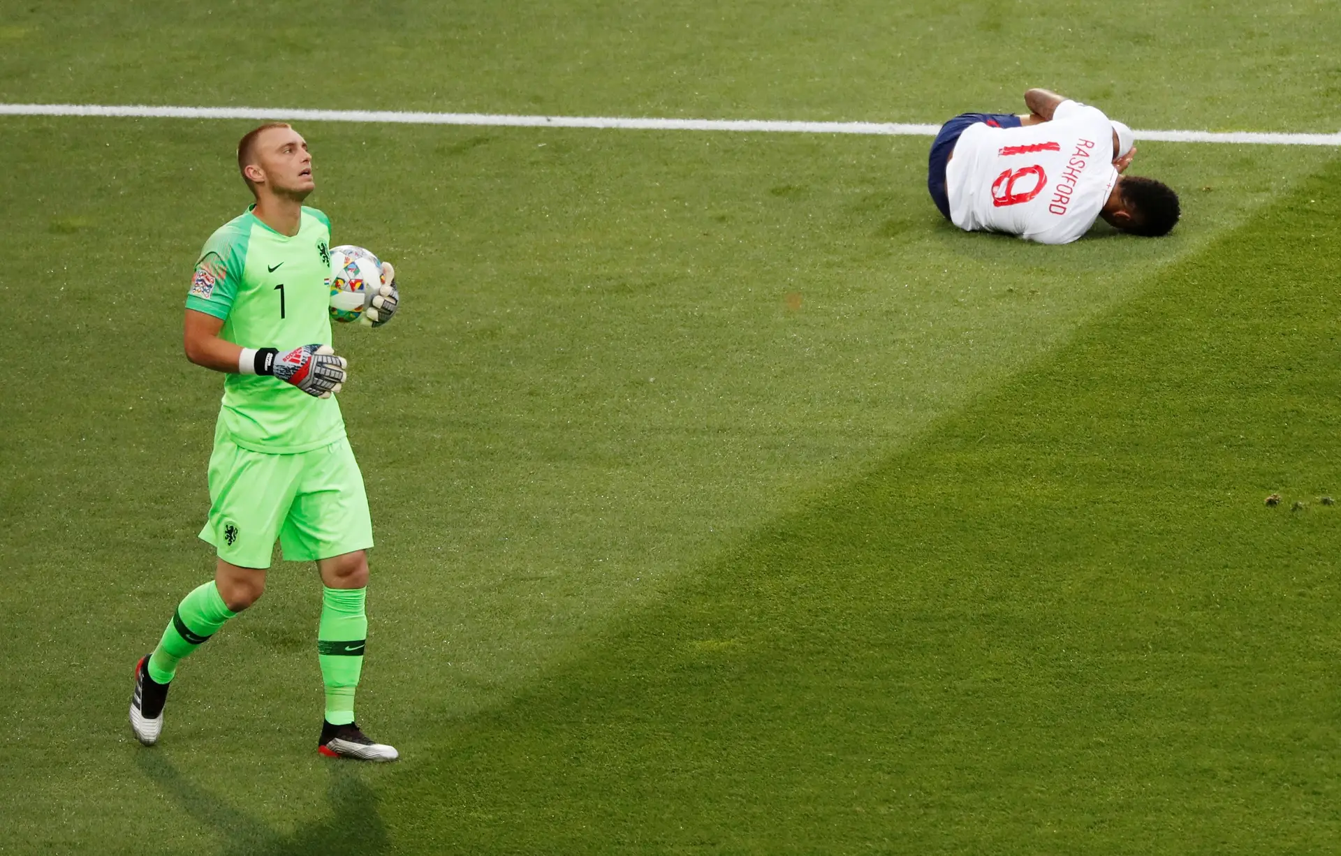 “Podem falar e escrever o que quiserem”: o que Cillessen tem a dizer (ou nem por isso) sobre o Benfica, o futebol português e a final com Portugal