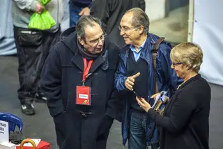 Ruben de Carvalho num congresso do PCP, com Carlos Carvalhas e a assessora do grupo parlamentar, Paula Barata <span class="creditofoto">FOTO ANA BAIÃO</span>