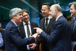 Ministros das finanças europeus concordam com penalização a Itália por dívida elevada