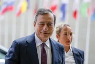 Mario Draghi preside em Sintra ao primeiro balanço dos vinte anos do euro no fórum organizado pelo BCE até quarta-feira <span class="creditofoto">Foto epa</span>