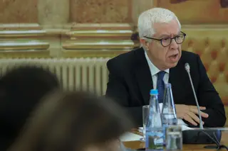 Teixeira dos Santos: Filipe Pinhal quer “limpar a sua imagem sujando a de outros”