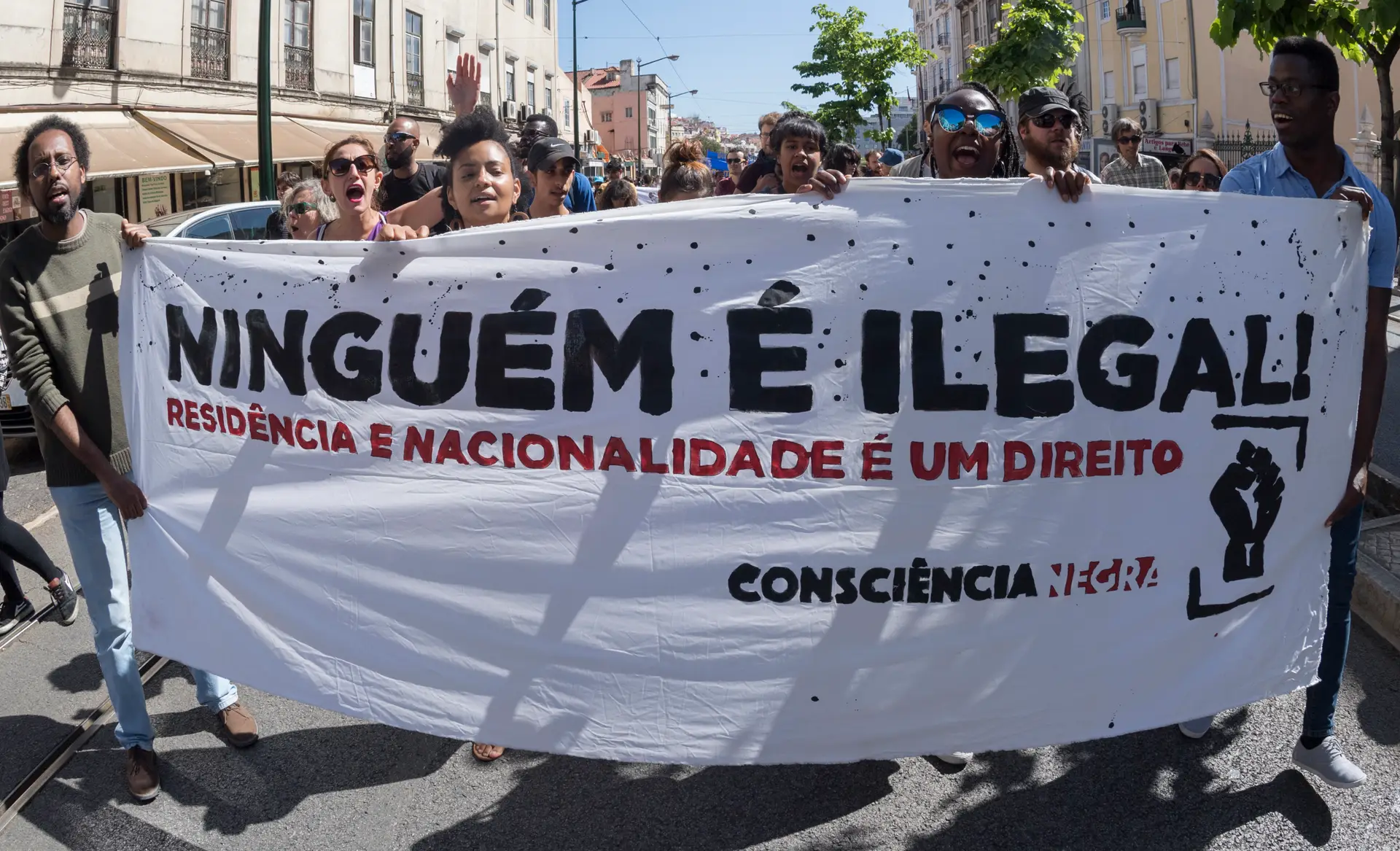 Governo quer fixar prazos para atribuir vistos a migrantes com contratos de trabalho