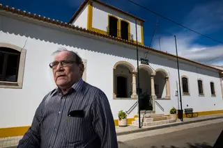 “Lamento que chamem geringonça ao Governo do meu país.” A última entrevista de Manuel Costa Braz