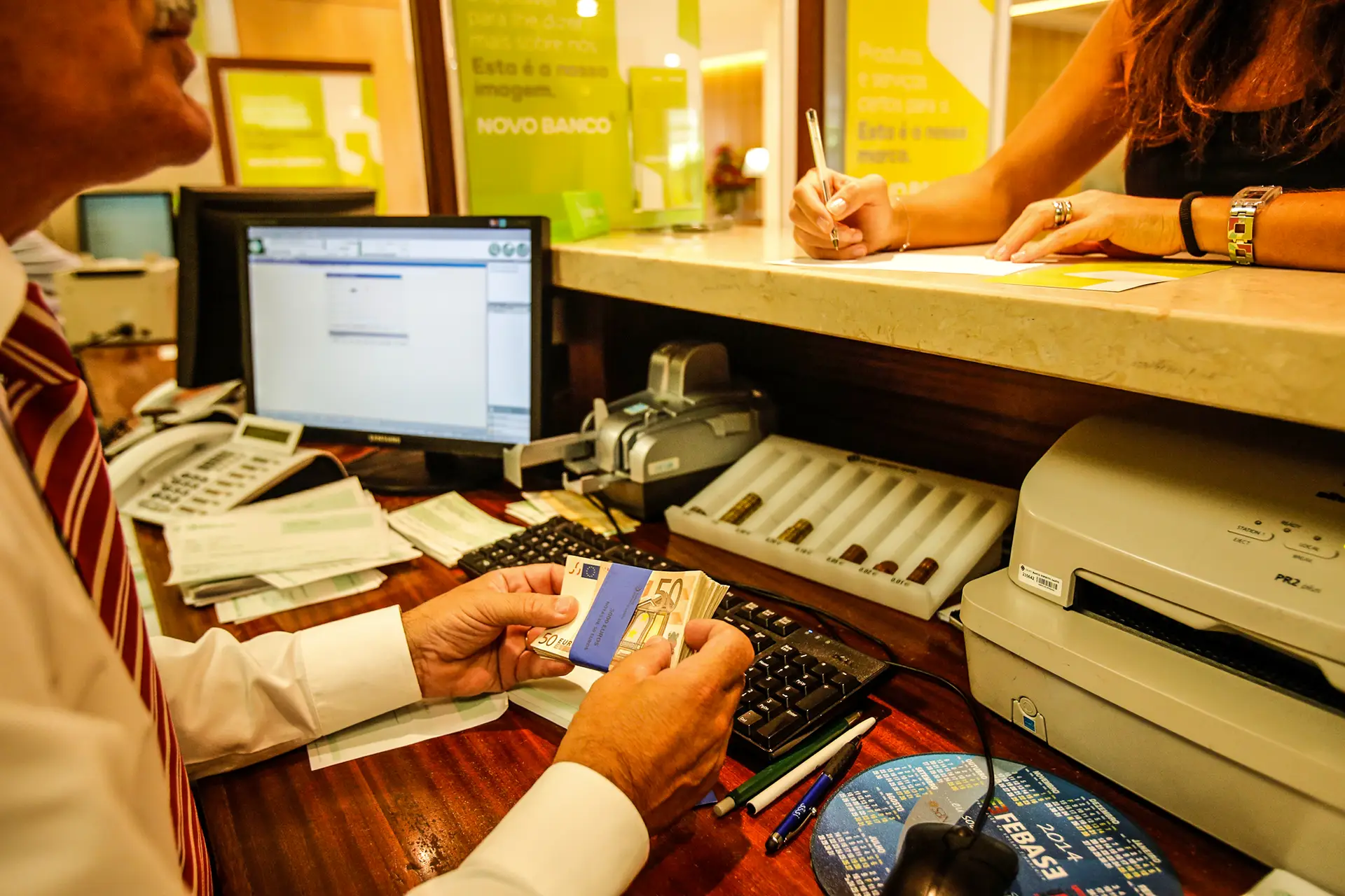 Em muitos casos, a percentagem dos aumentos das comissões é de dois dígitos