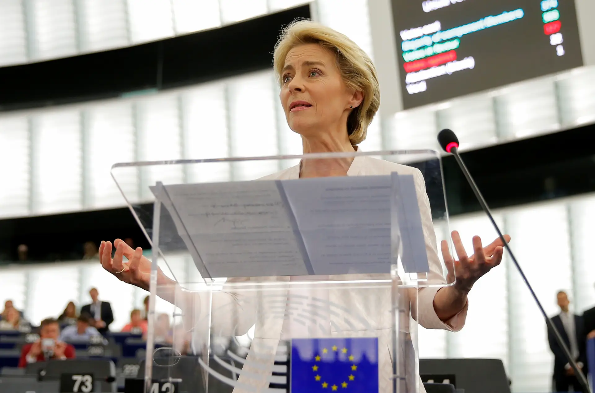 Ursula von der Leyen fez esta terça-feira o seu primeiro discurso como presidente da Comissão Europeia