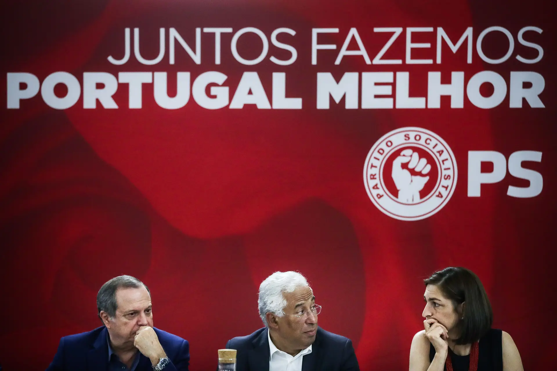 Costa pede parecer à PGR sobre contratos feitos pelo filho do secretário de Estado