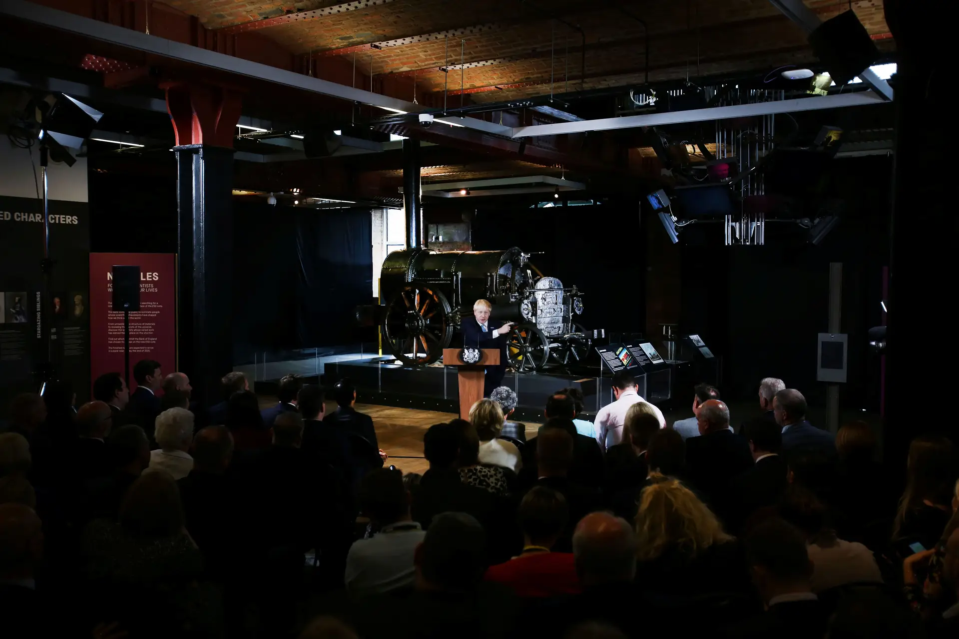 Boris Johnson discursa no Museu da Ciência e Indústria em Manchester