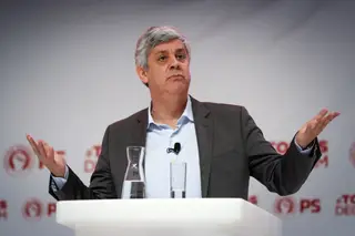 Receita fiscal e trabalhadores independentes ajudam a diminuir défice orçamental até julho