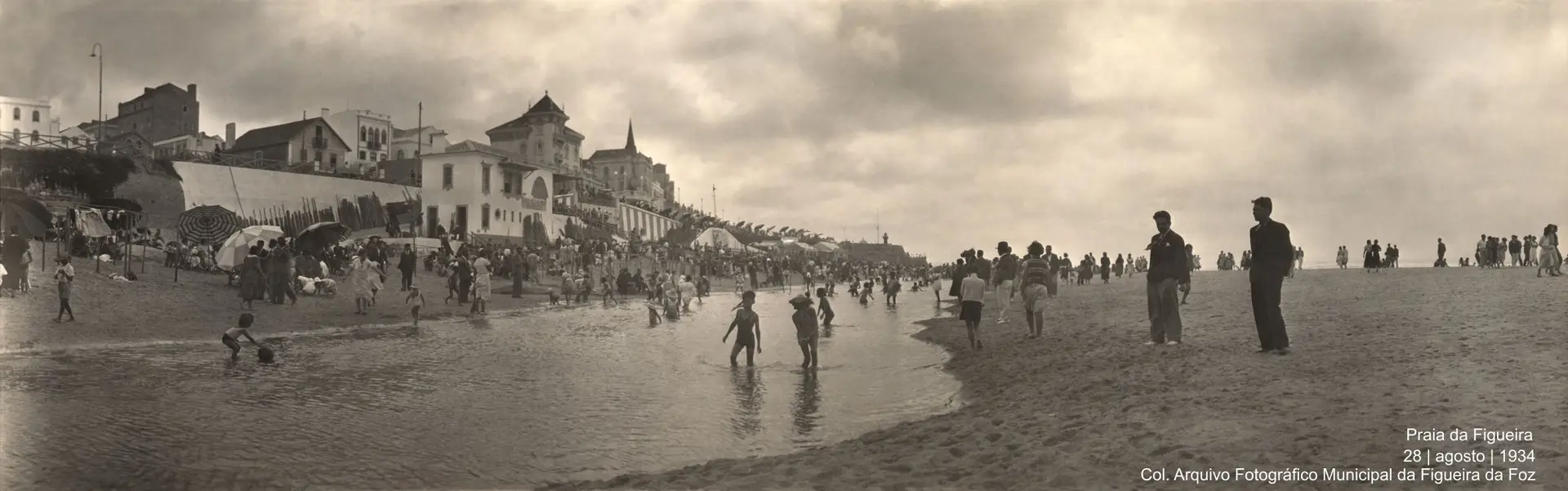 Praia da Figueira da Foz. Banhistas