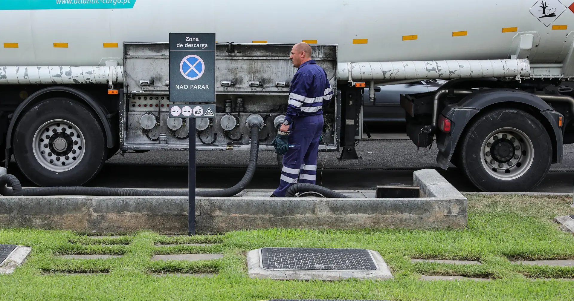 Expresso Militares podem fazer operações de carga e descarga de