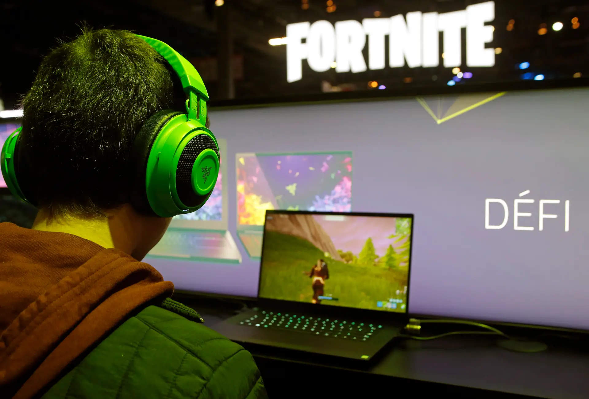 Quando os pais contratam professores particulares de Fortnite: uns sonham com milhões, outros querem fugir do embaraço na escola