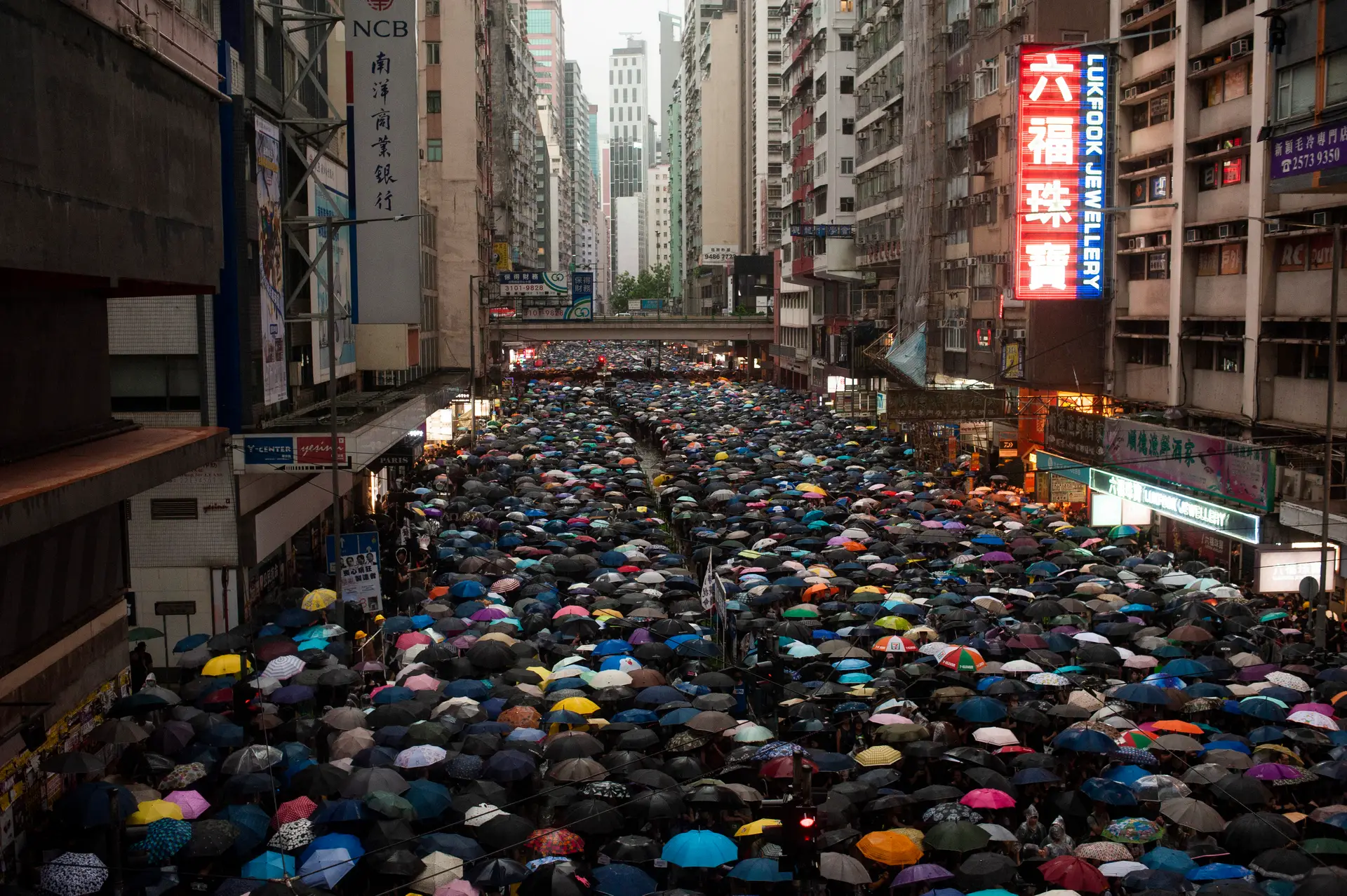 “O povo de Hong Kong não vai parar de lutar”. Novo protesto junta 1,7 milhões, dizem organizadores