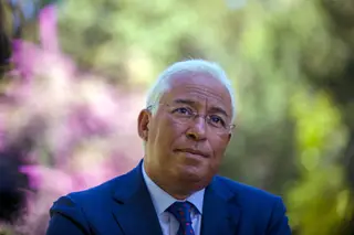 António Costa descobriu que ganhava mais quando era Ministro da Justiça. Está na altura de repor os salários aos políticos?