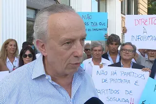 Aliança critica uso de cerveja em cartazes e eventos do Iniciativa Liberal