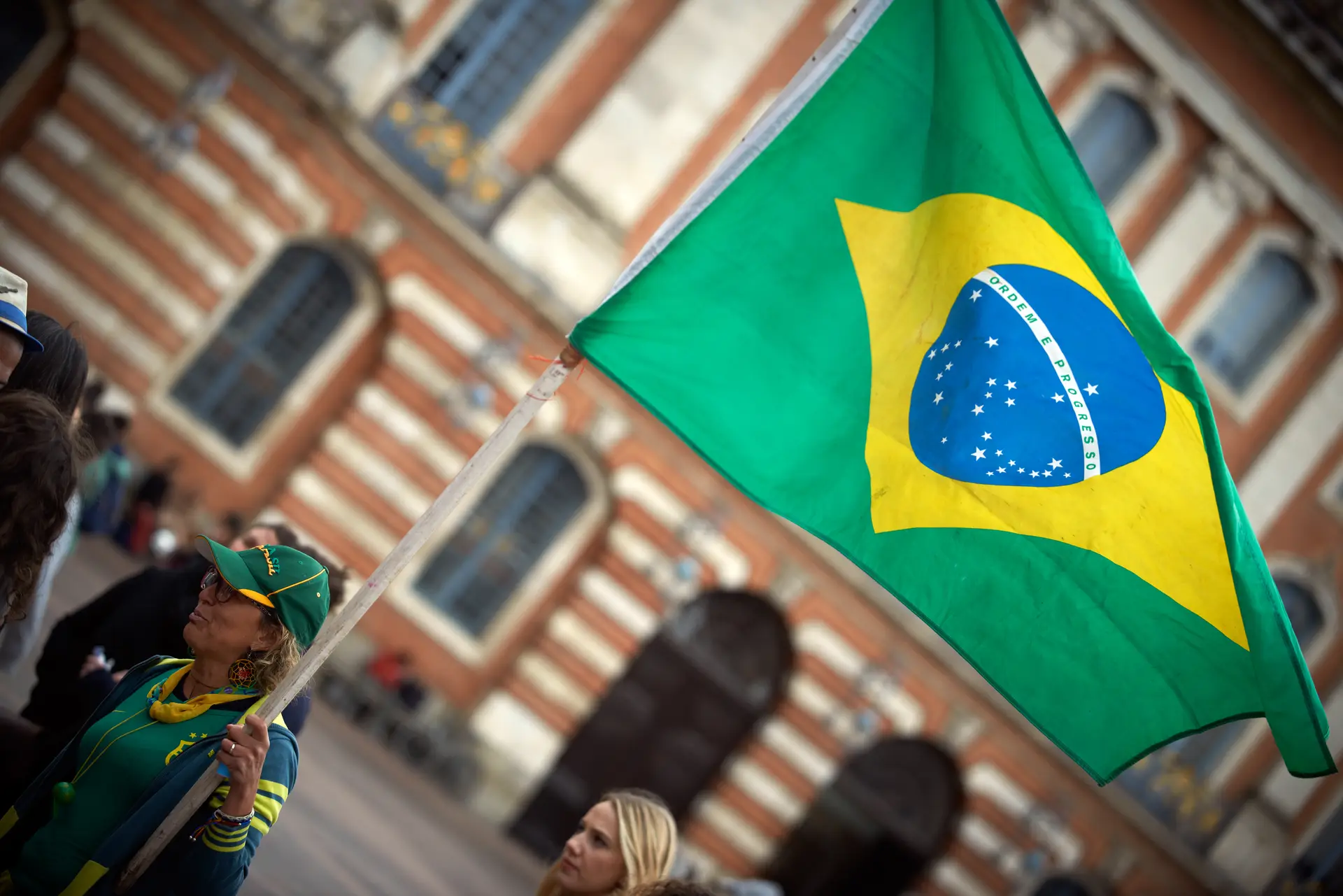 Brasil à beira das eleições: o que dizem os especialistas sobre a economia brasileira em seis pontos