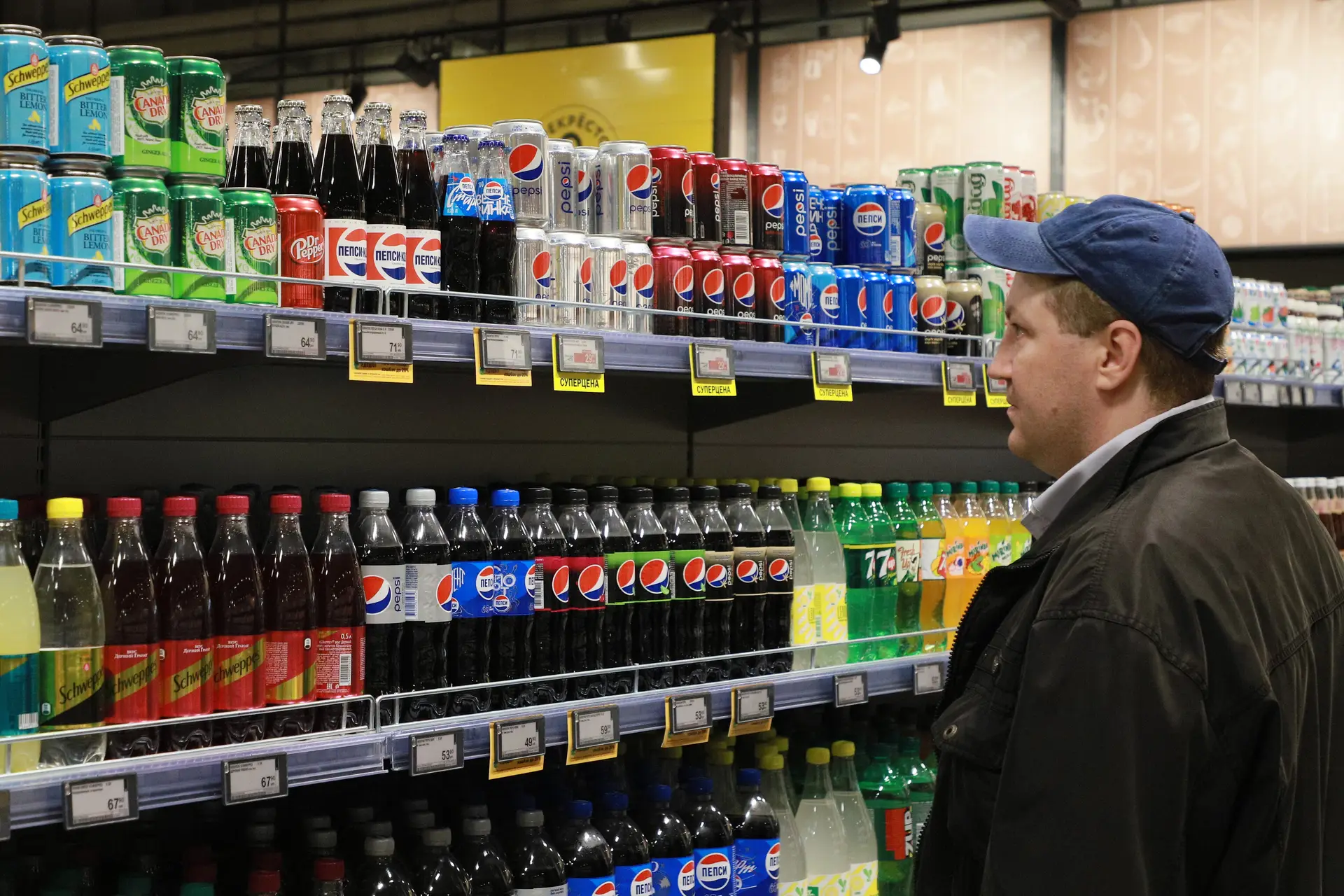Quem bebe dois copos de refrigerante por dia tem um risco de mortalidade prematura 17% mais elevada